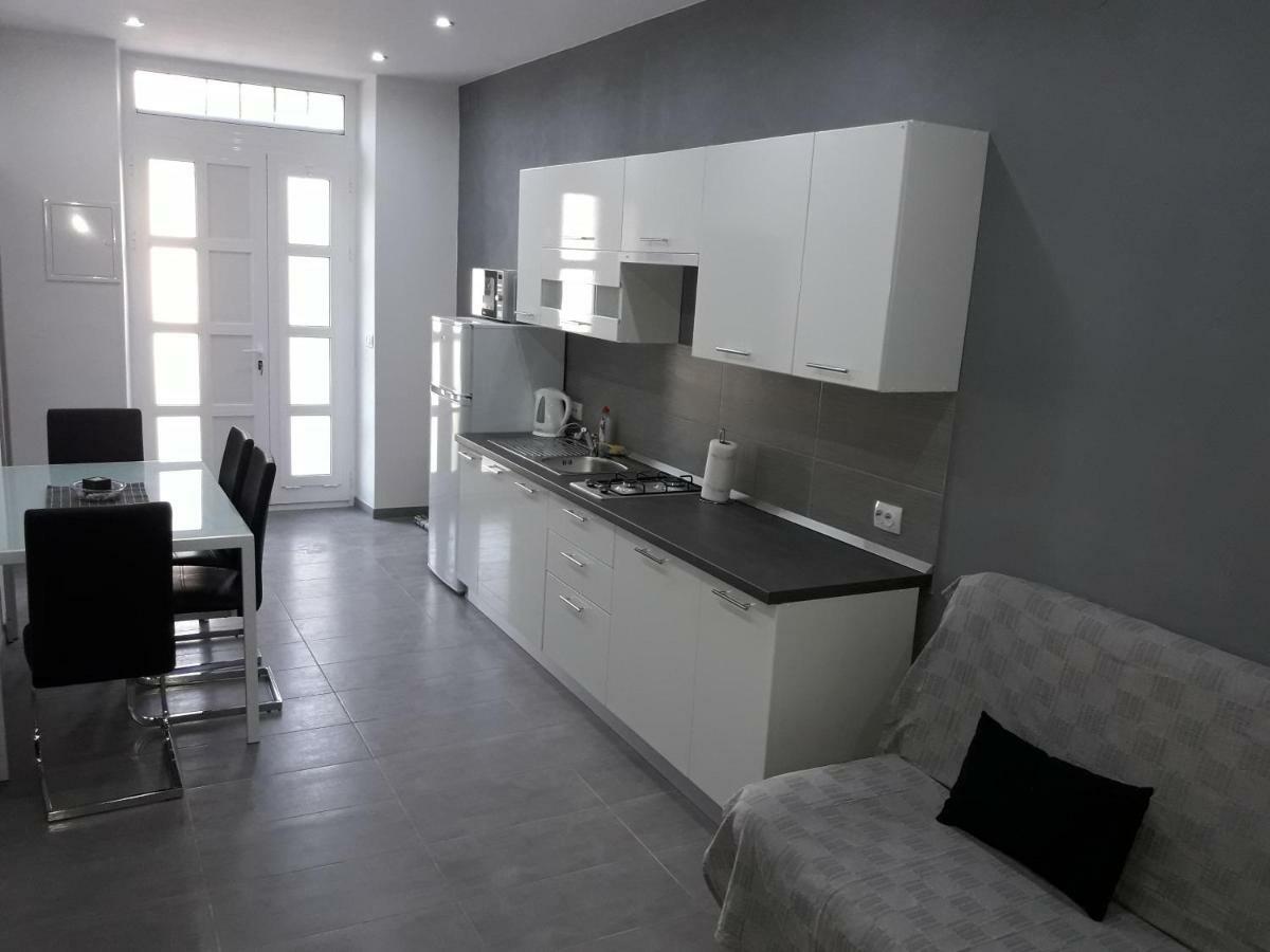 Apartments Vidulic Mali Lošinj Exteriör bild